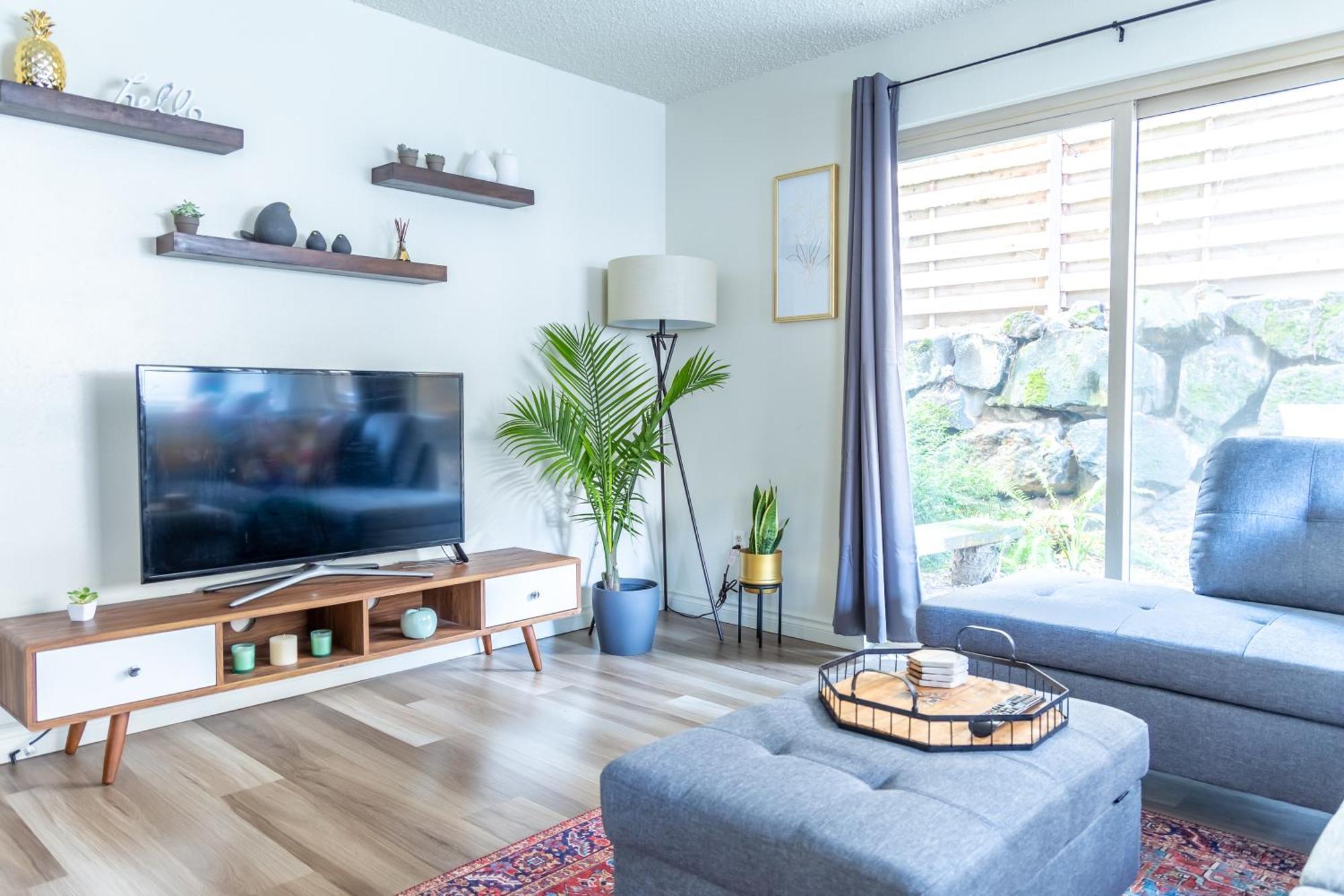 King Bed + Studio! Free Parking, Patio, Wfh Space! Seattle Eksteriør billede